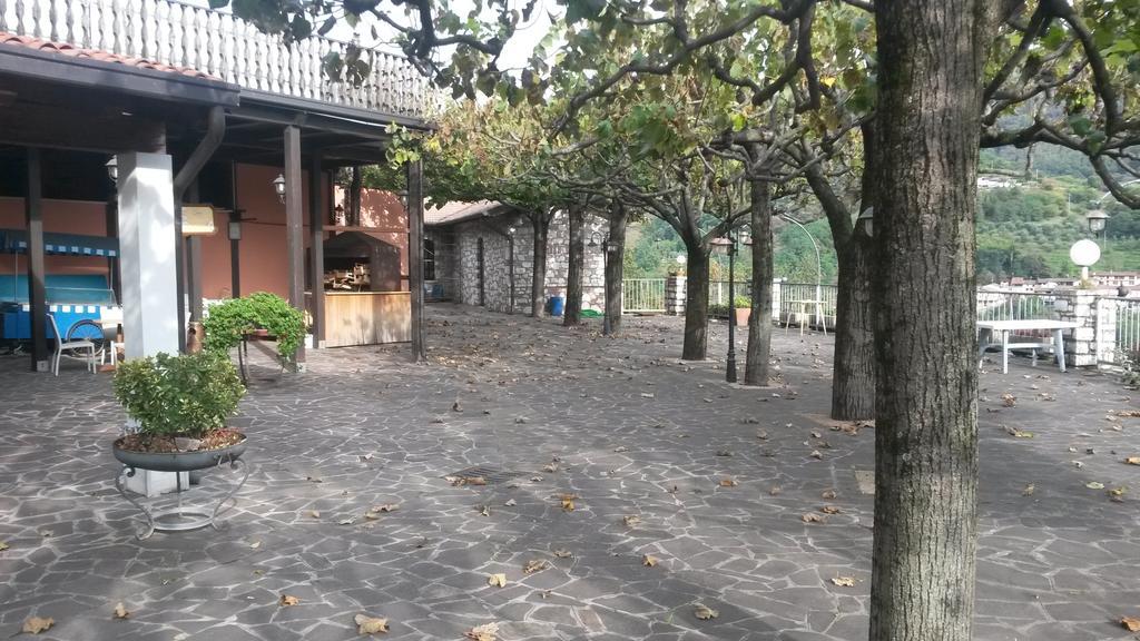 Ristorante Albergo San Michele 오메 외부 사진