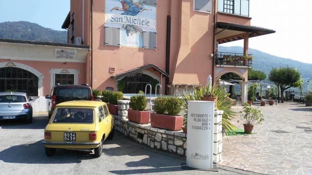 Ristorante Albergo San Michele 오메 외부 사진